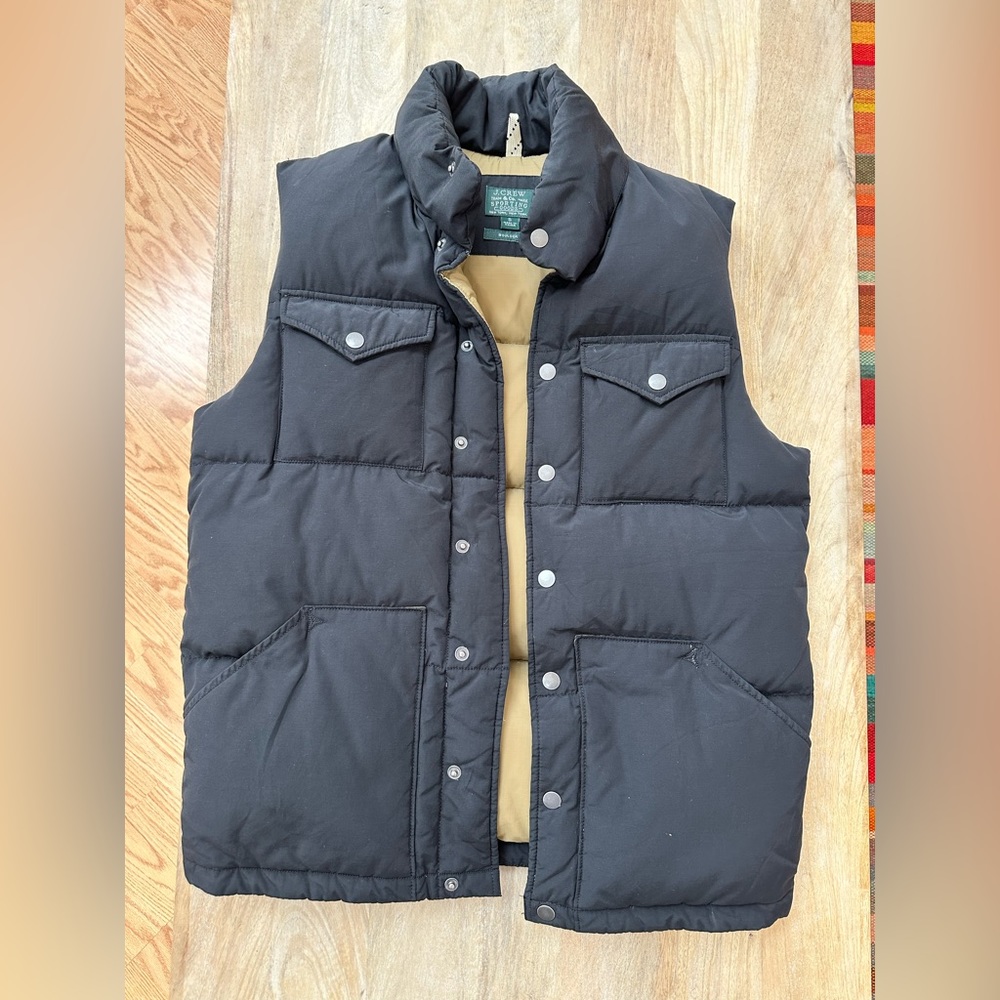 JCREW Mens puffer Vest (Small)